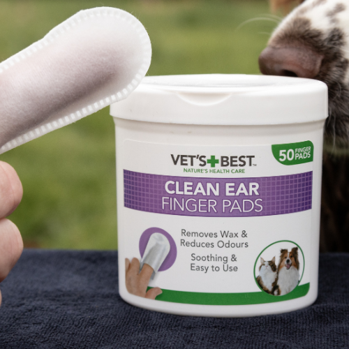 Vets Best Clean fingertip for ear care